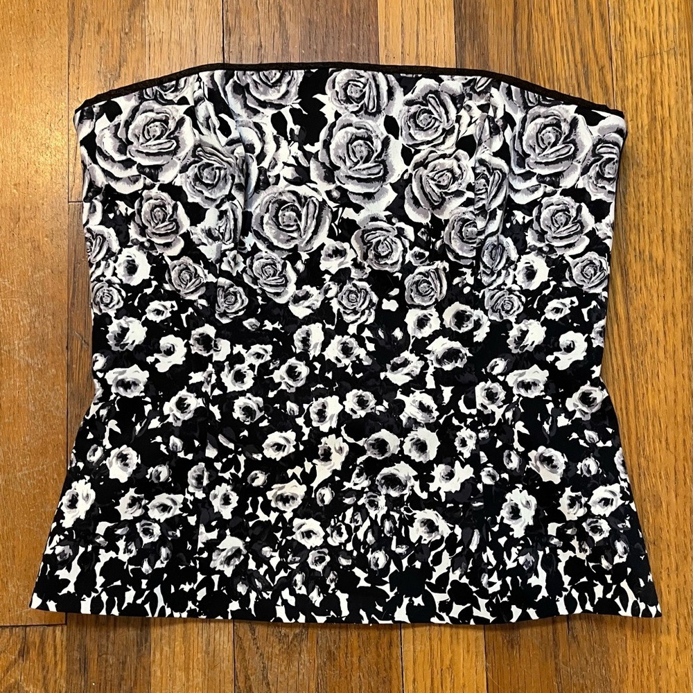 3/$25 White House Black Market Corset Fitted Top Prom Formal Lined Strapless